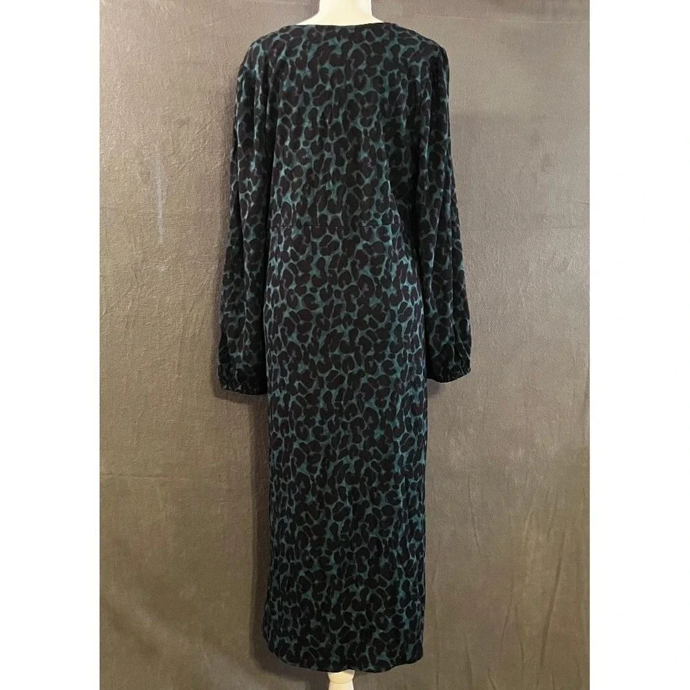 NWT J.Jill Medium Green Black Leopard Print Maxi Shift Dress Long Sleeve Size M
